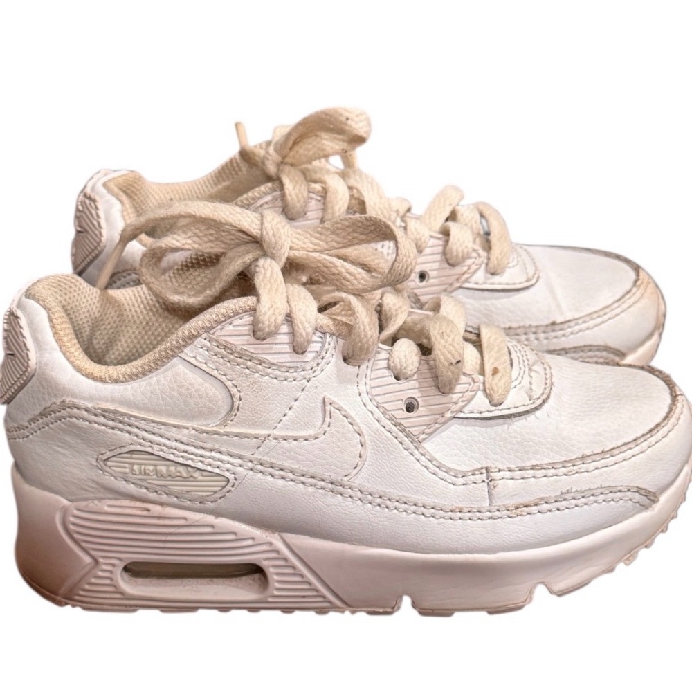 Nike Kids Sneakers in White and Cream